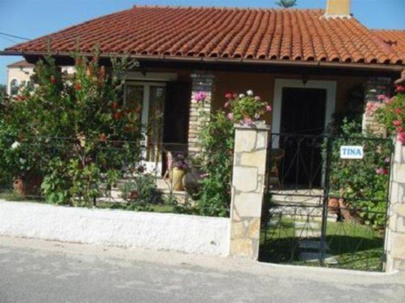 Villa Tina Acharavi  Buitenkant foto